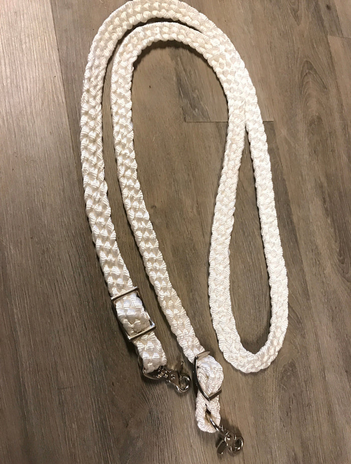 Basic flat loop rein in mule tape white