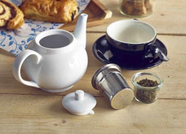 Genware Porcelain Teapot With Infuser 45cl / 15.84oz (Box Of 6)