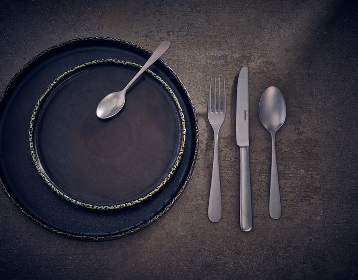 Terra Porcelain Roko Cinder Black Presentation Plate 21cm (Box of 4)