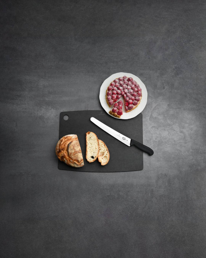 Victorinox Fibrox Handle Pastry Knife Serrated 26cm