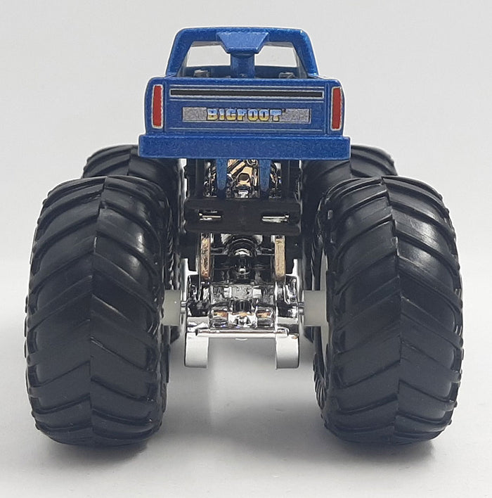 2-Pack Big Bite vs. BIGFOOT 1:64 Scale Die-Cast Toy Set