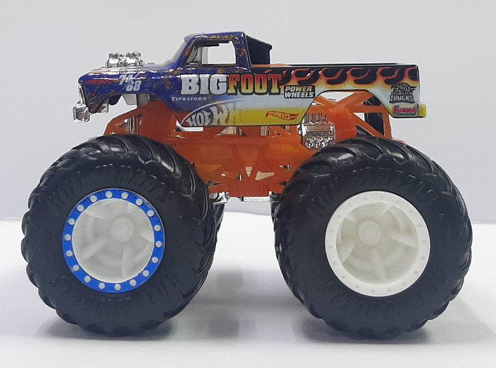 2-Pack Big Bite vs. BIGFOOT 1:64 Scale Die-Cast Toy Set