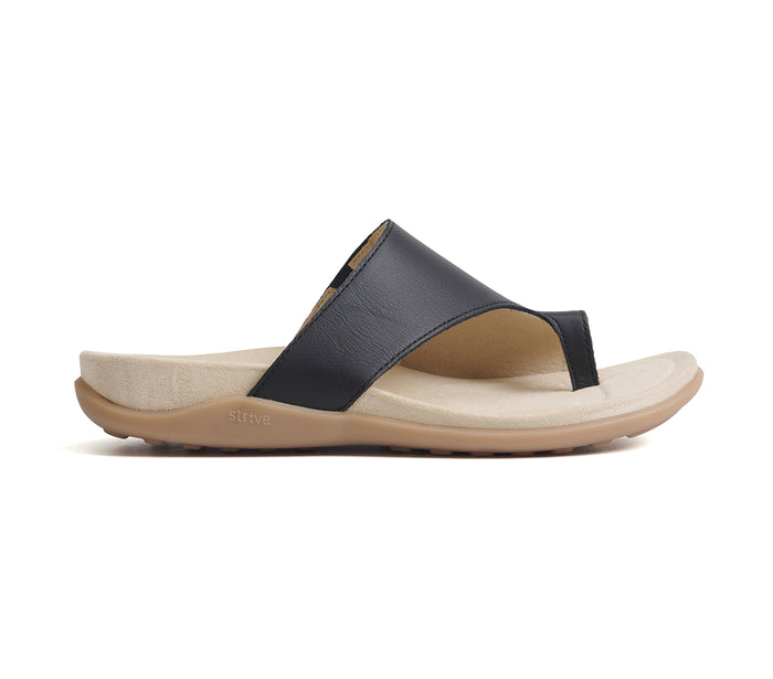Capri 4 Black
