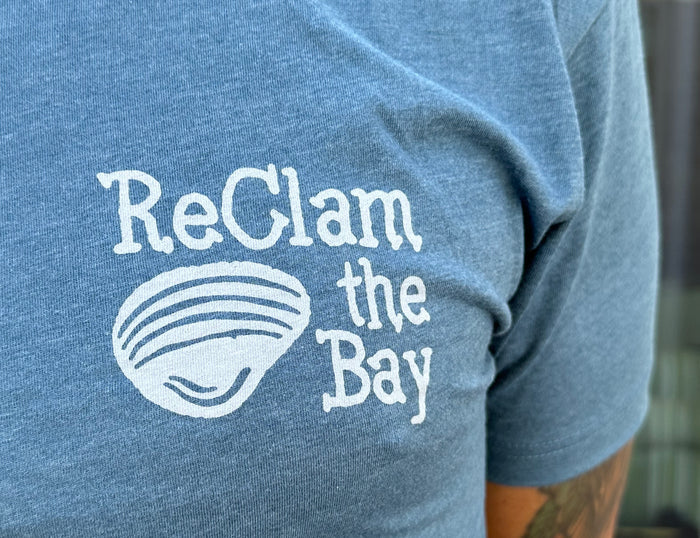 Jetty T Shirt: Clam Seed Design Tee