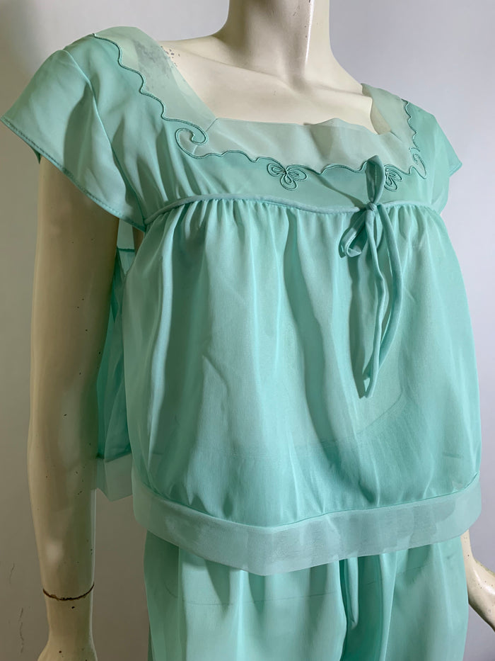 Minty Green Nylon 2 Pc Pajama Set Capri Pants Blouson Top circa 1960s