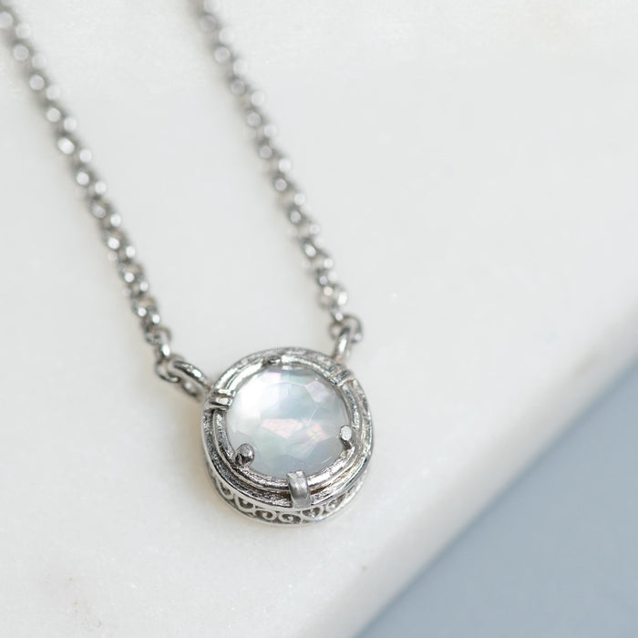 Mother of Pearl Doublet Necklace