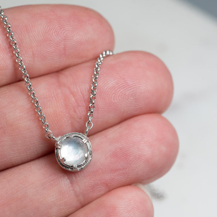 Mother of Pearl Doublet Necklace