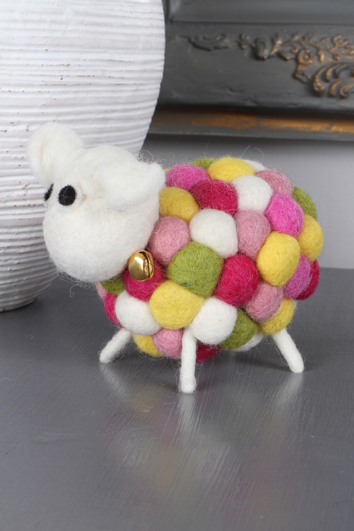 PAMELA THE PRETTY LAMB