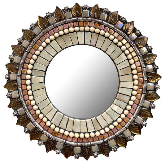 10" Pearl Daisy Mirror 10''