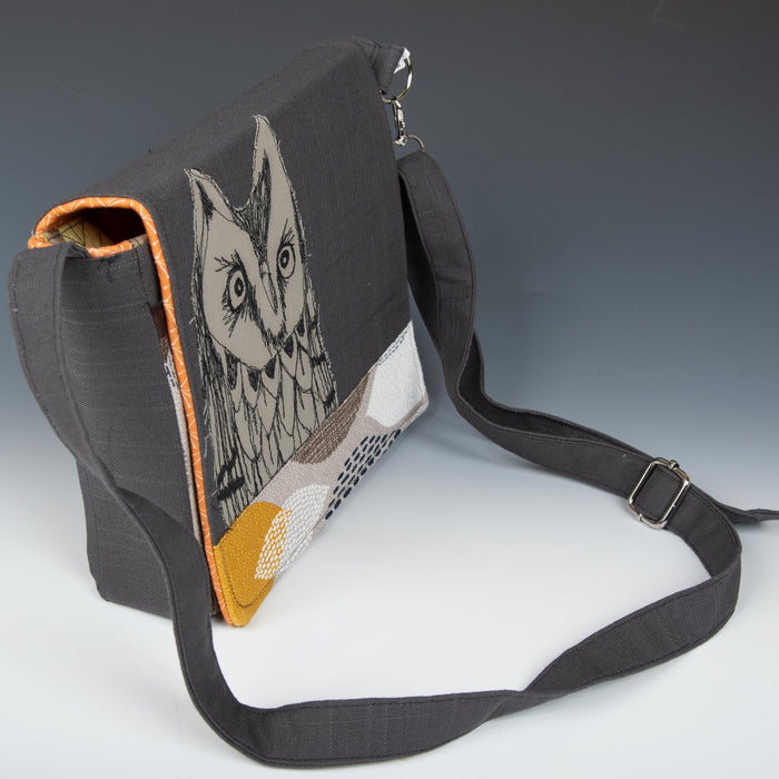 Small Yellow Owl Messenger Bag