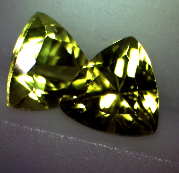 Wholesale, Natural Genuine Pakistani Peridot, 4, 5, or 6mm Trillion Cut,  VVS, Loose Stone, August Birthstone
